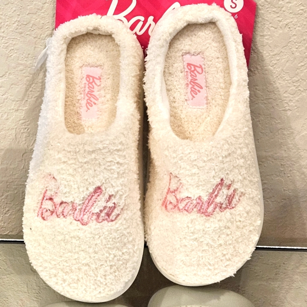 Mattel Barbie comfortable home slippers for Ladies...